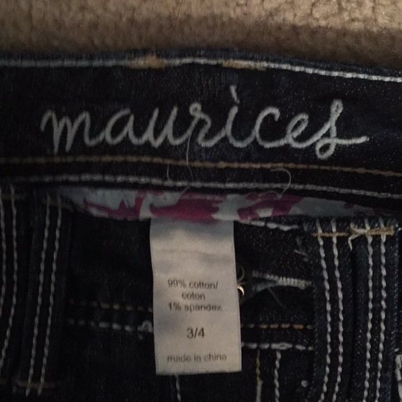 Capris - Picture 4 of 4